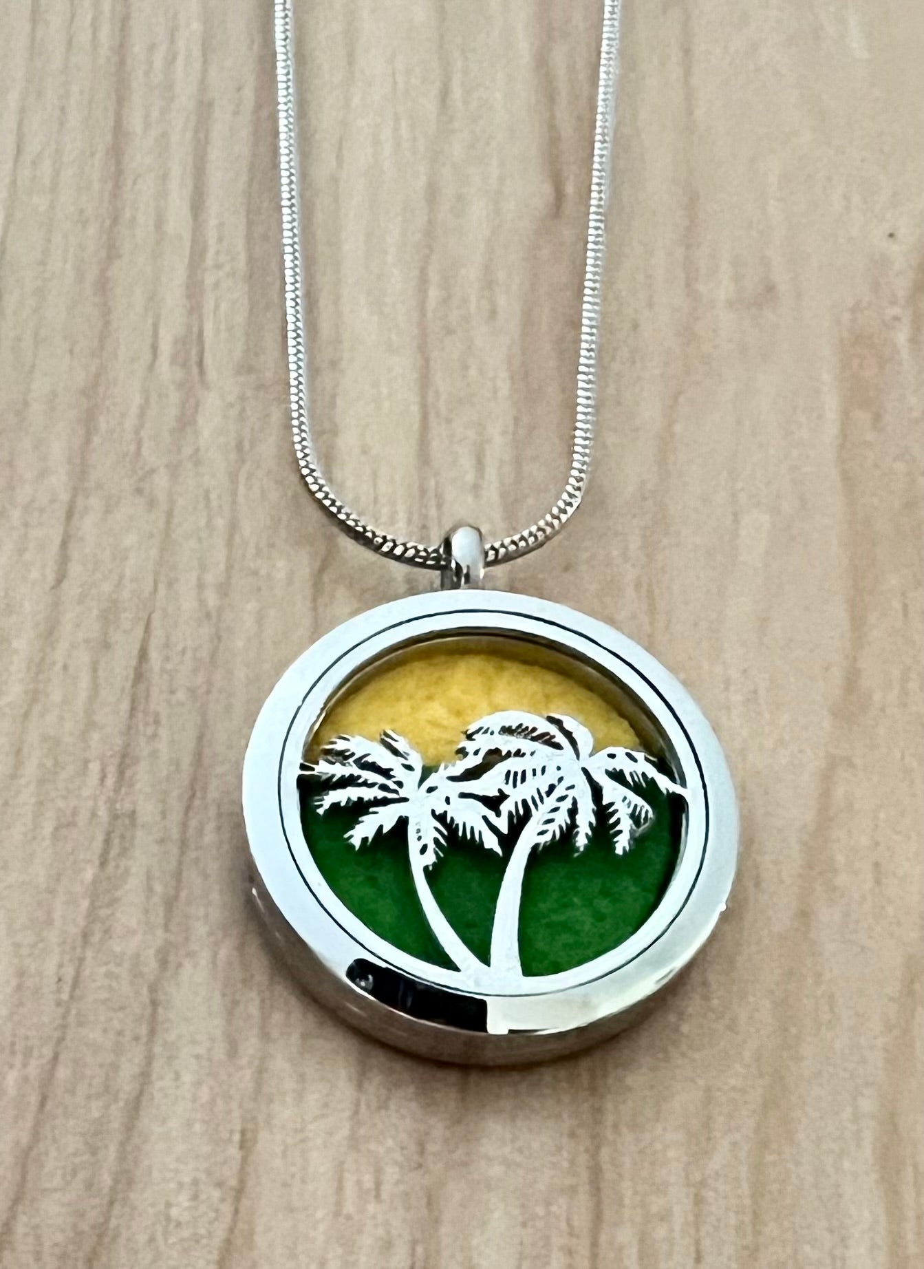 Palm Tree - Essential Oil Diffuser Necklace