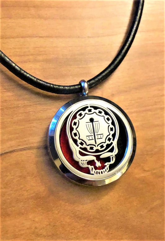 Disc Golf Steal Your Face- Essential Oil Diffuser Necklace