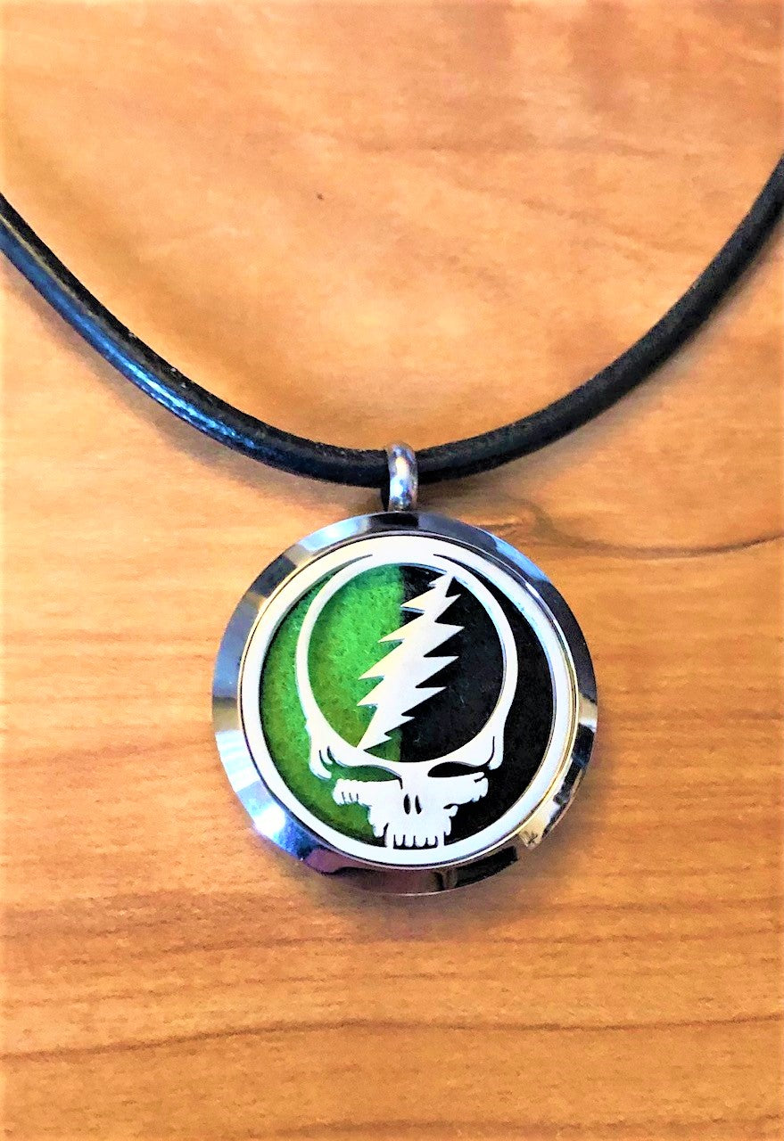 GD Steal Your Face - Essential Oil Diffuser Necklace