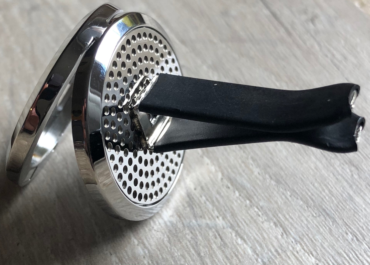 Disc Golf Steal Your Face - Essential Oil Diffuser Car Vent Clip