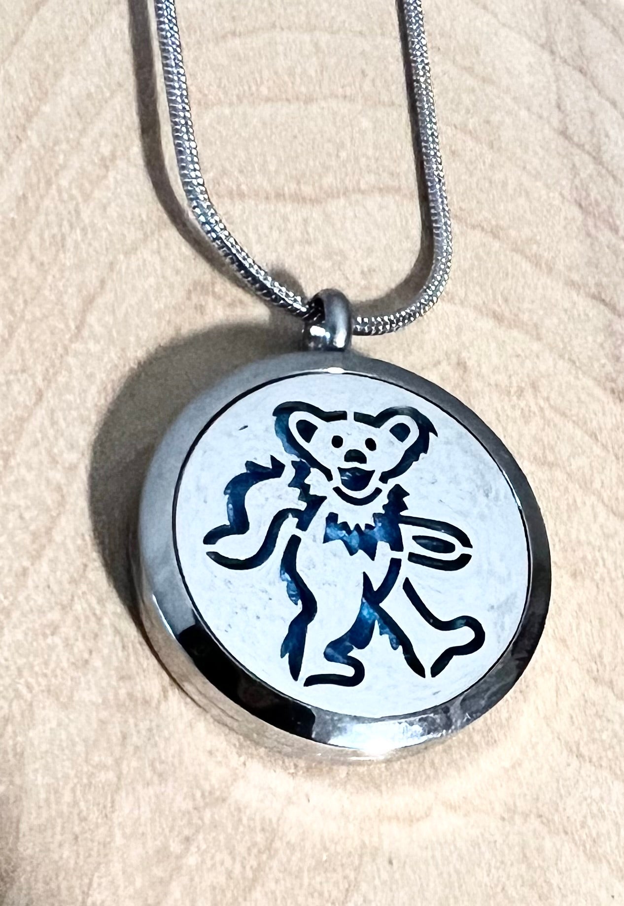 GD Marching Bear - Essential Oil Diffuser Necklace