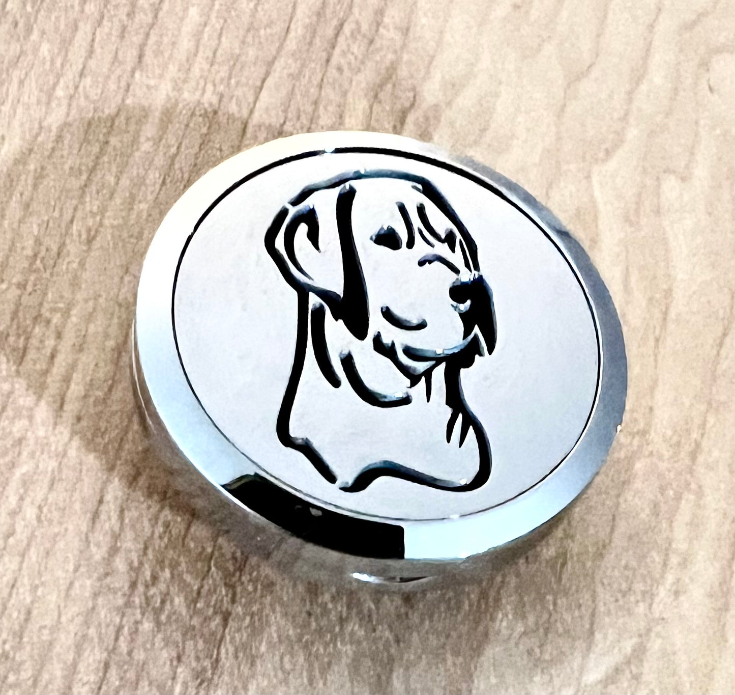 Labrador - Essential Oil Diffuser Car Vent Clip