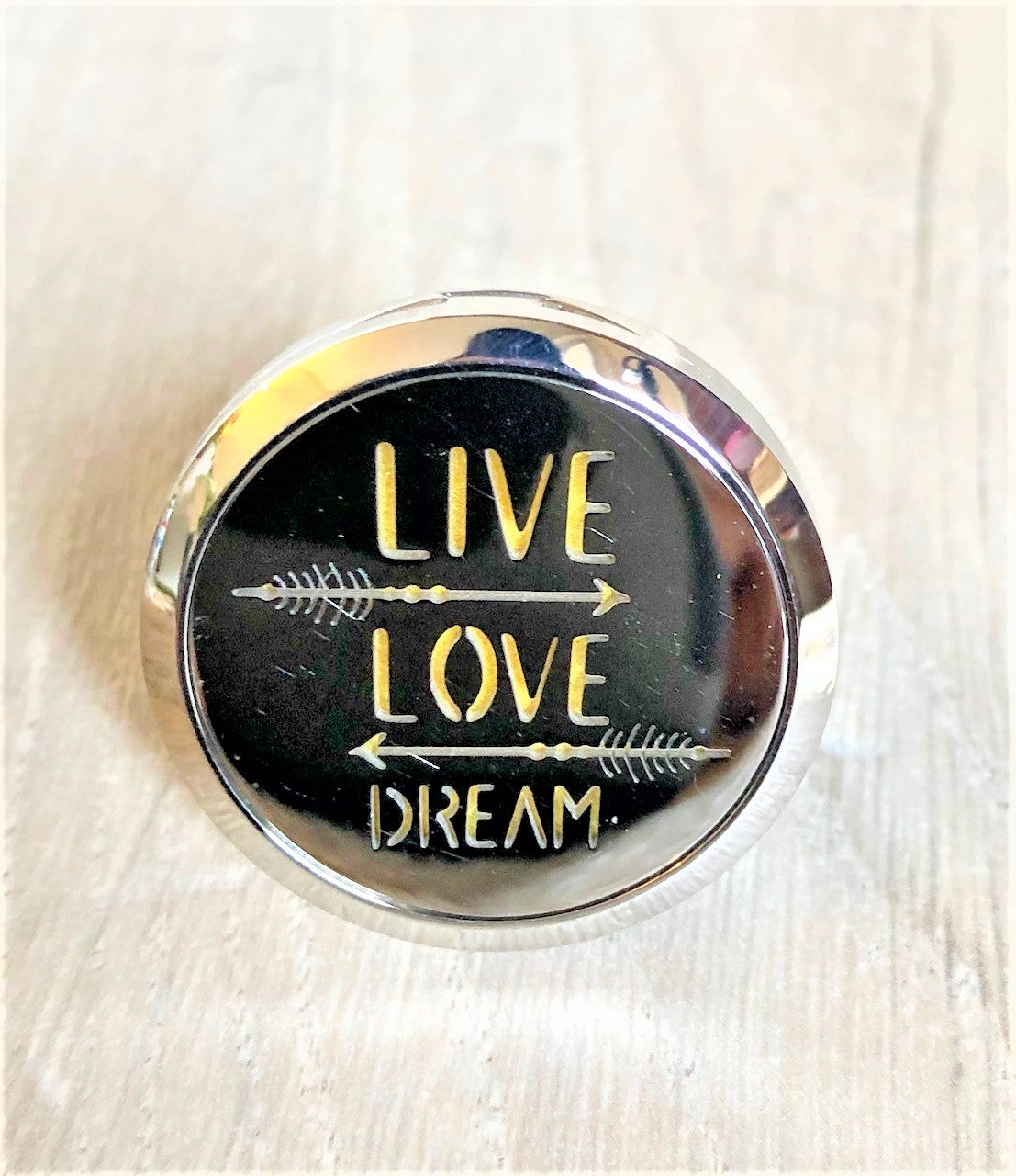 Live Love Dream - Essential Oil Diffuser Car Vent Clip