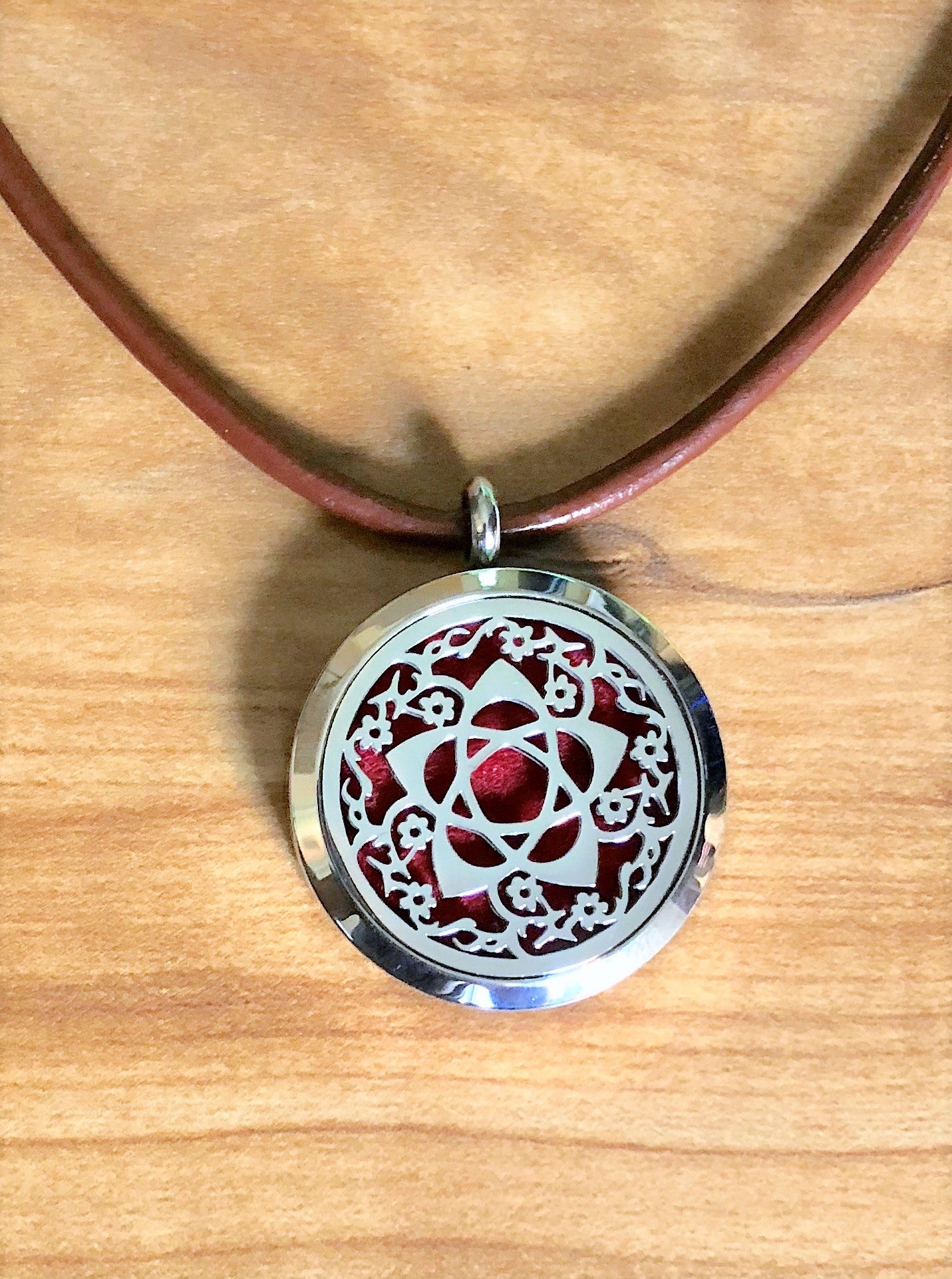 Floral Pentagram - Essential Oil Diffuser Necklace