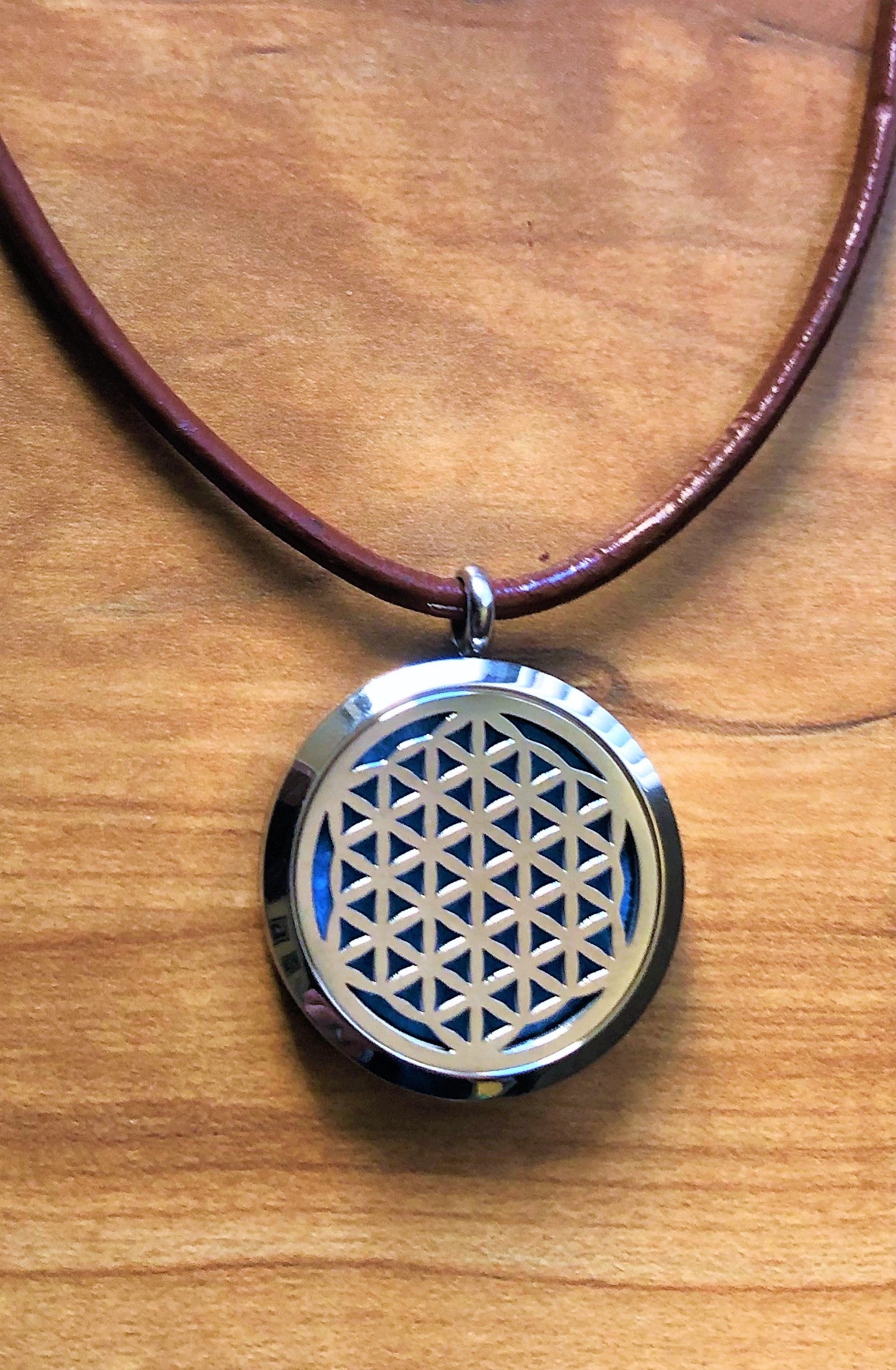 Flower of Life - Essential Oil Diffuser Necklace