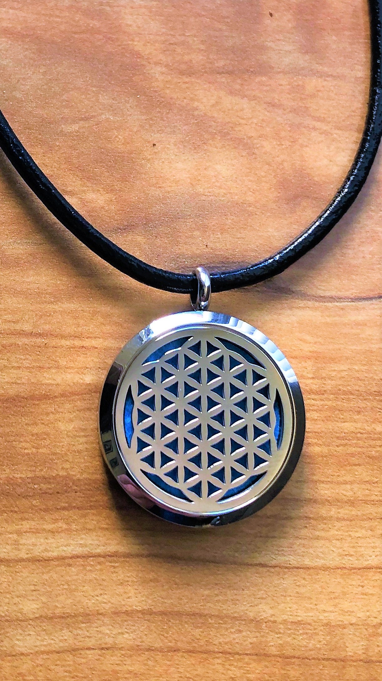 Flower of Life - Essential Oil Diffuser Necklace