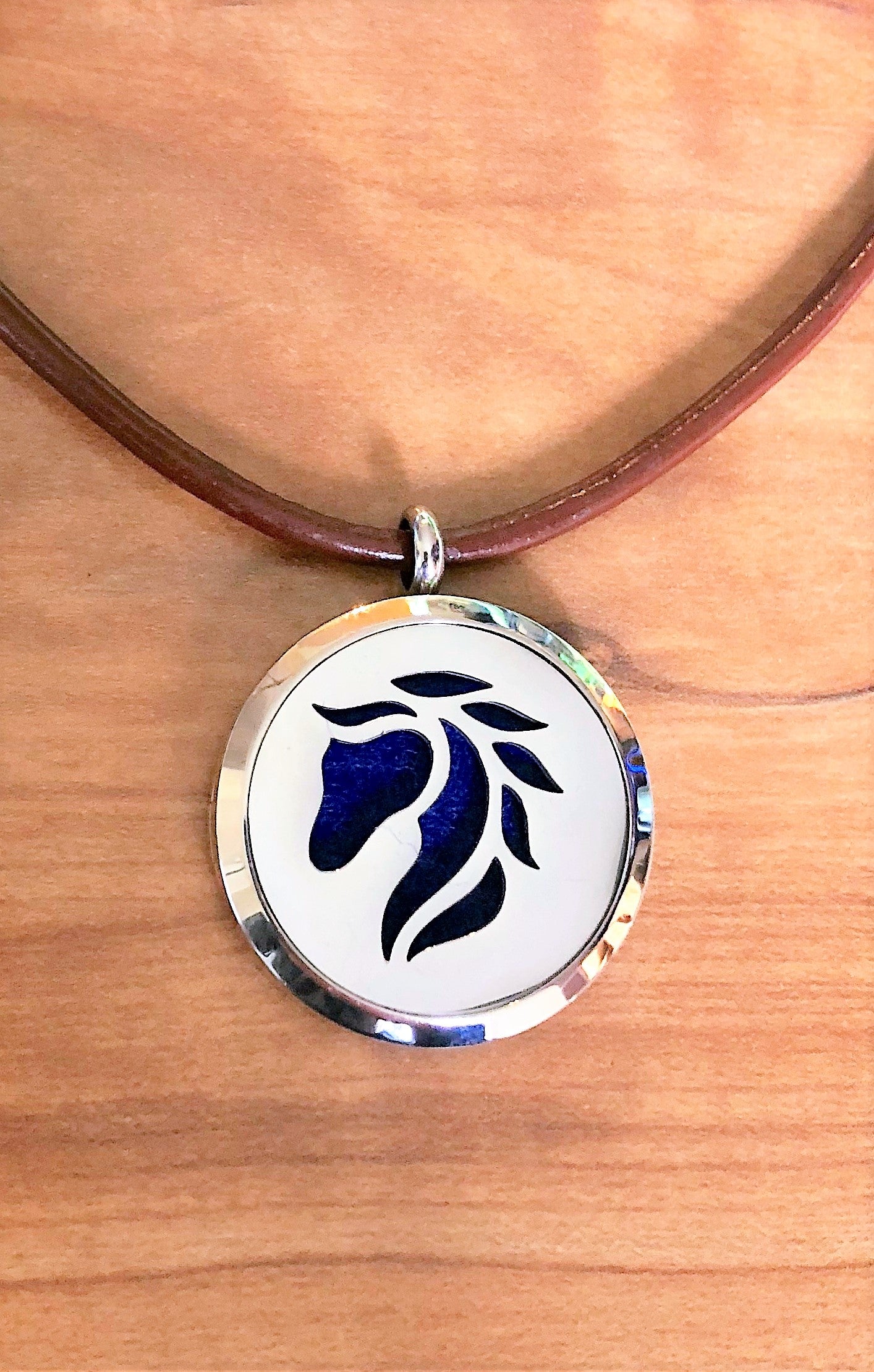 Horse - Essential Oil Diffuser Necklace